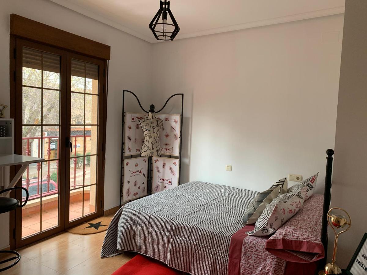 Hoster Cinema Verona Tomelloso Bagian luar foto