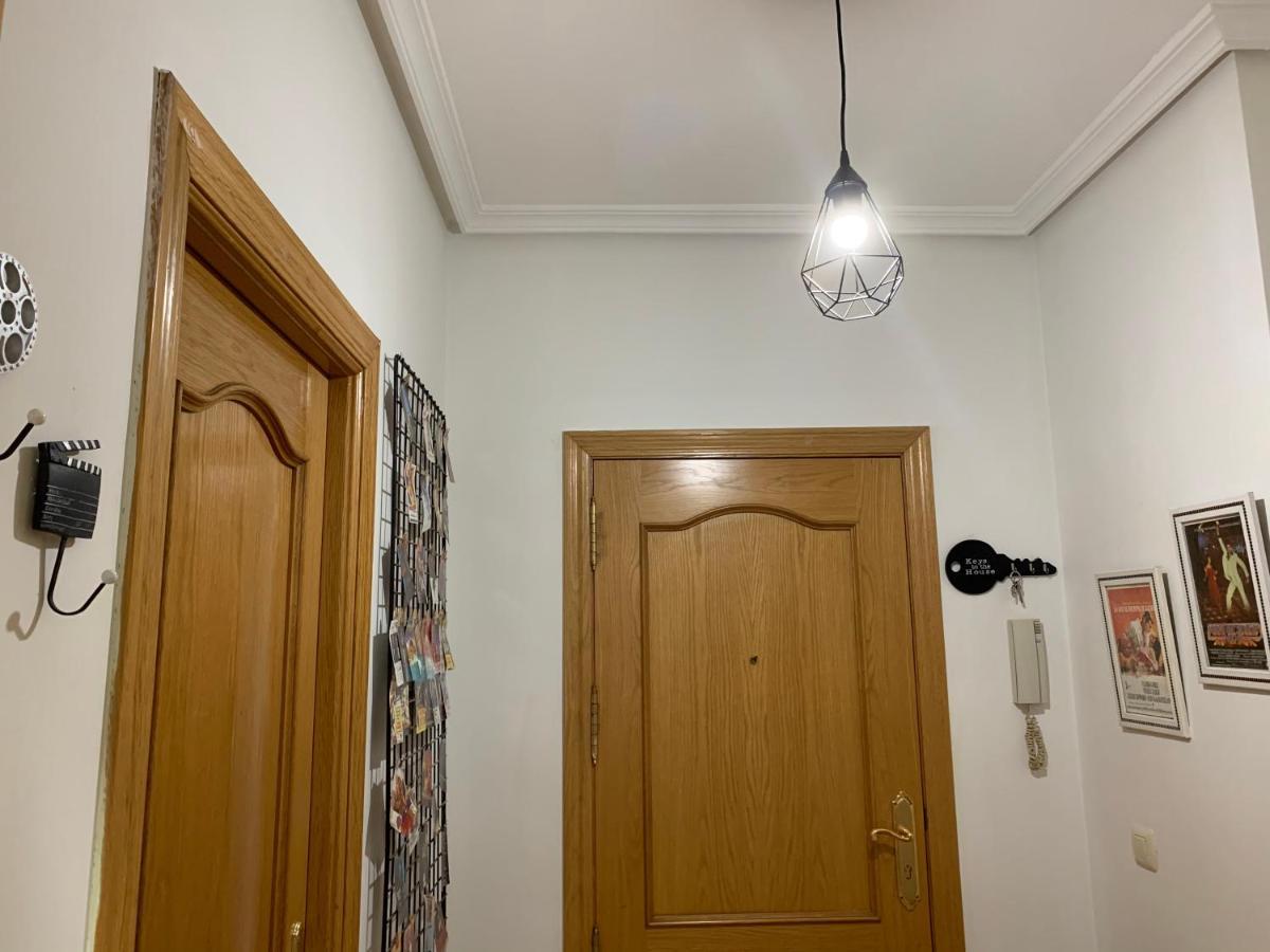 Hoster Cinema Verona Tomelloso Bagian luar foto