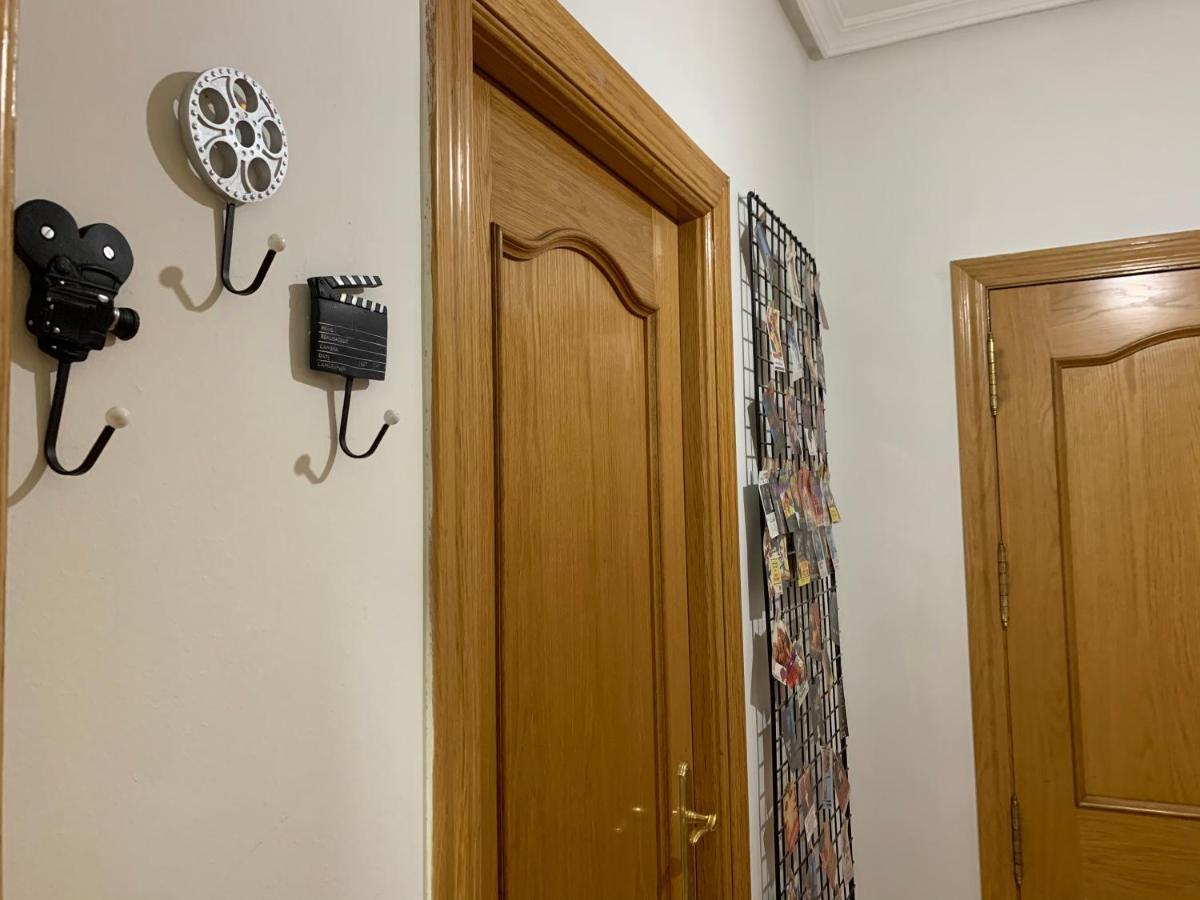 Hoster Cinema Verona Tomelloso Bagian luar foto
